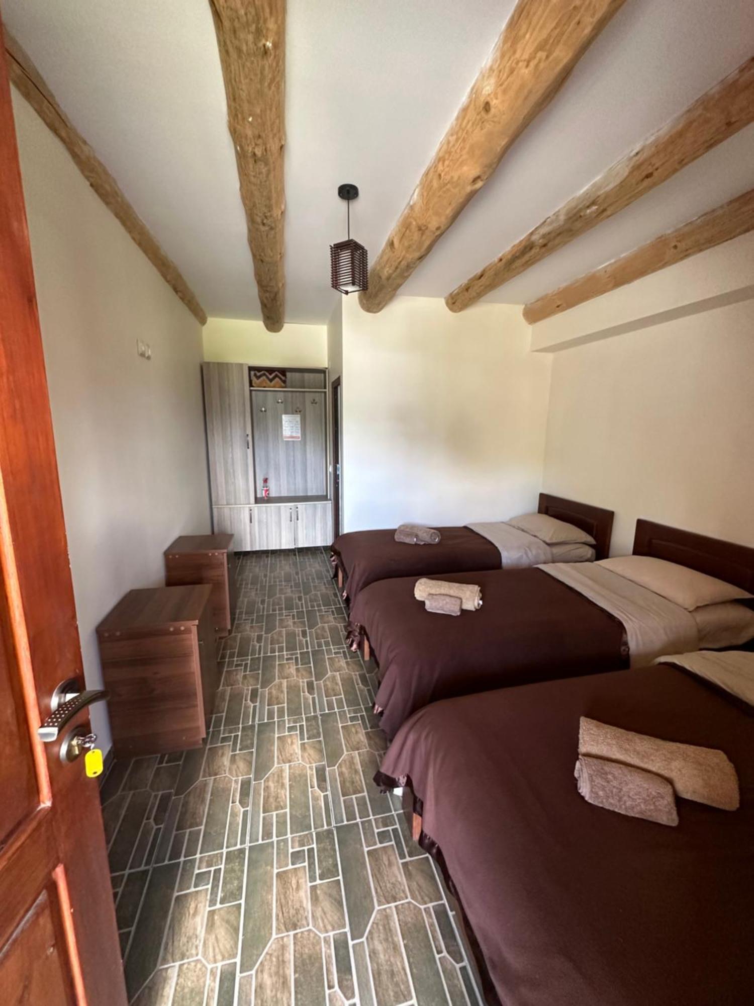 Guesthouse Lasharai Omalo 外观 照片
